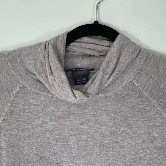 Chelsea & Theodore Sweater Women’s Large Tan Loose Cowl Neck Dolman Top - Picture 4 of 7